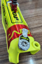 Load image into Gallery viewer, Tamer double buttonholeshot device
